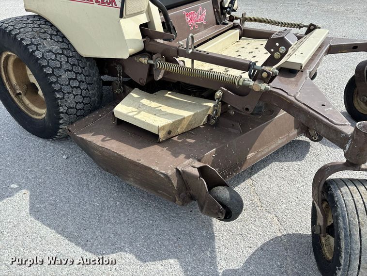 image for item DZ4631 2021 Grasshopper 225K ZTR lawn mower