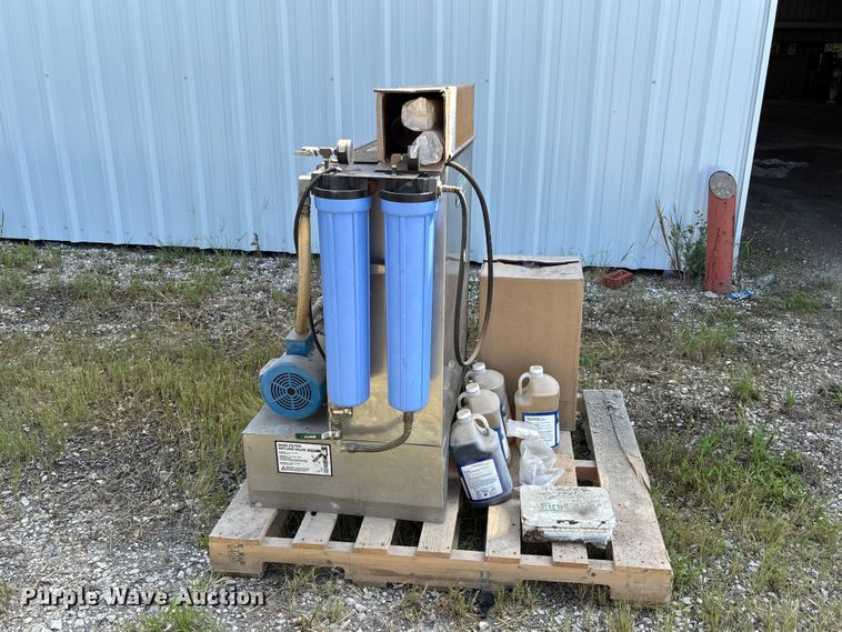 image for item DZ4633 Fountain EcoMaster AF250 antifreeze recycling system