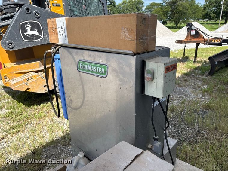 image for item DZ4633 Fountain EcoMaster AF250 antifreeze recycling system