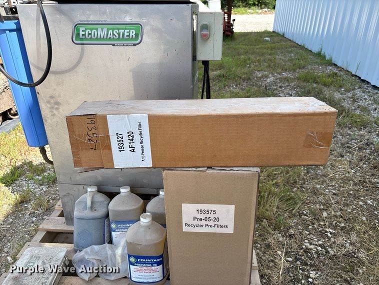 image for item DZ4633 Fountain EcoMaster AF250 antifreeze recycling system