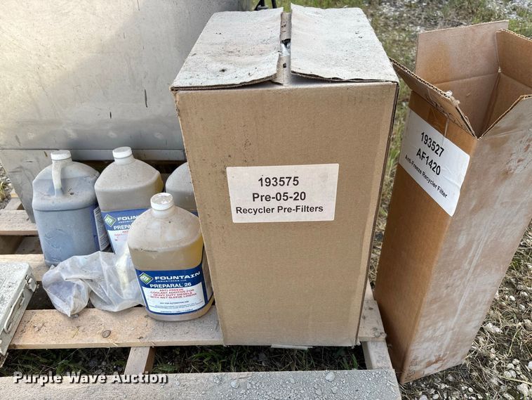 image for item DZ4633 Fountain EcoMaster AF250 antifreeze recycling system