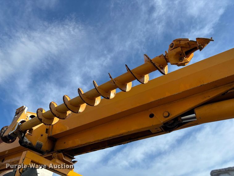 image for item DZ4640 2006 Chevrolet C8500 digger derrick truck