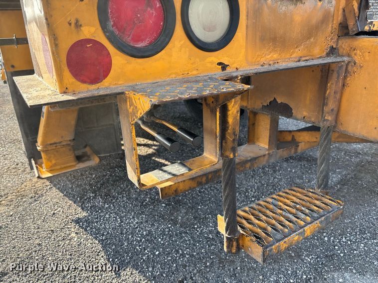 image for item DZ4640 2006 Chevrolet C8500 digger derrick truck