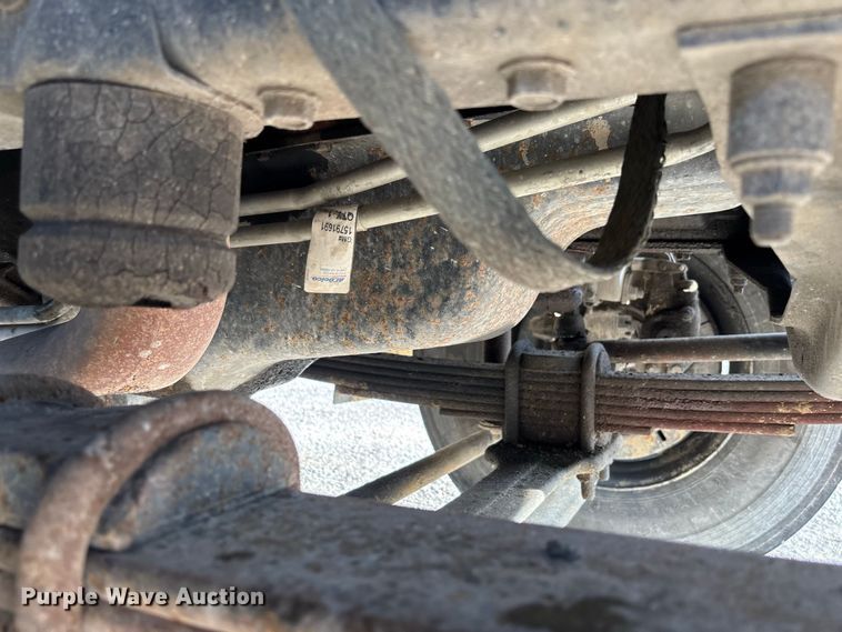 image for item DZ4640 2006 Chevrolet C8500 digger derrick truck