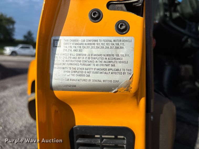 image for item DZ4640 2006 Chevrolet C8500 digger derrick truck