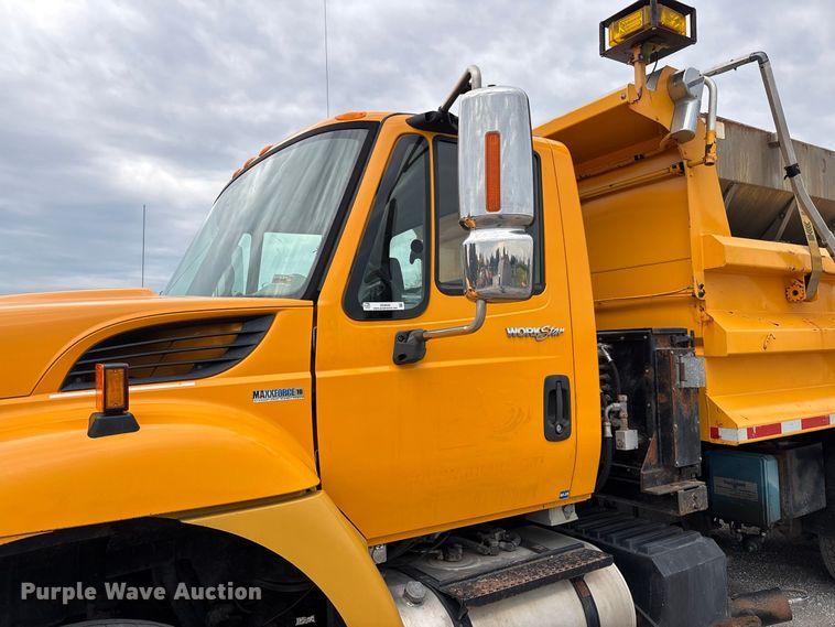 image for item DZ4642 2011 International WorkStar 7500 dump truck