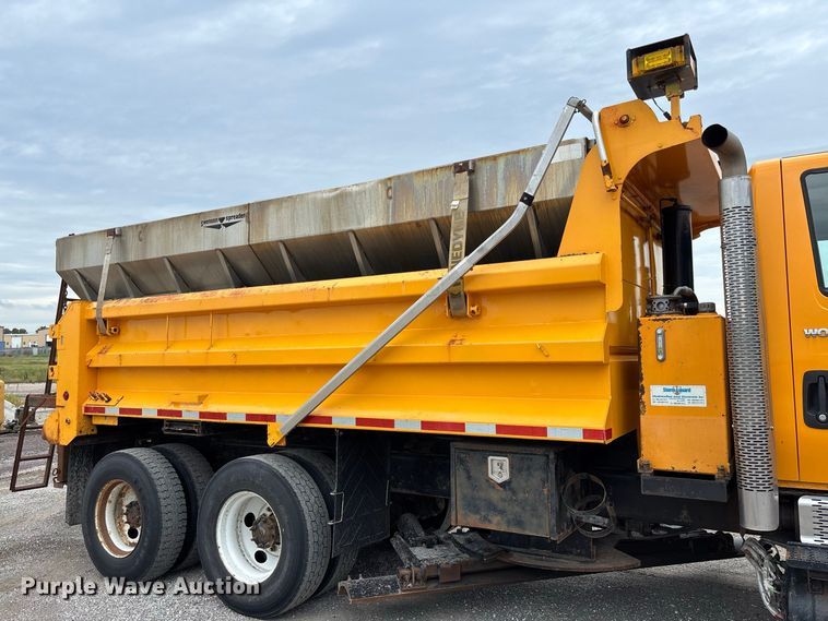 image for item DZ4642 2011 International WorkStar 7500 dump truck