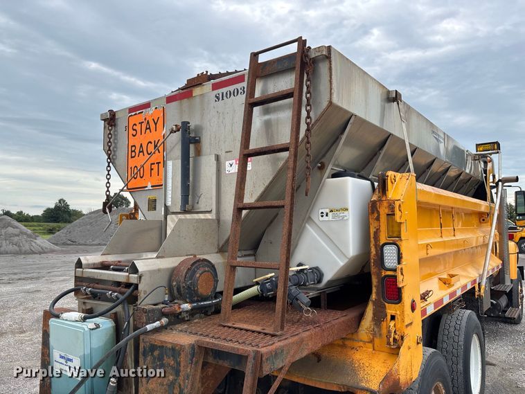image for item DZ4642 2011 International WorkStar 7500 dump truck