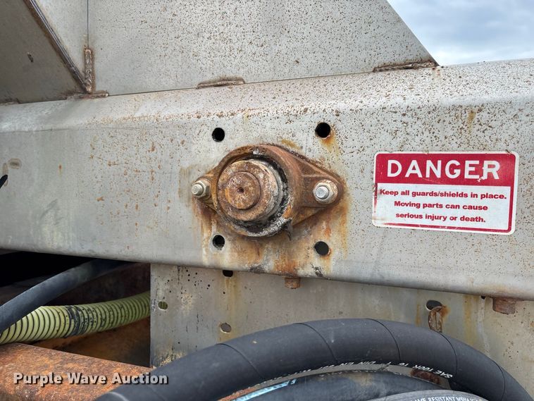 image for item DZ4642 2011 International WorkStar 7500 dump truck