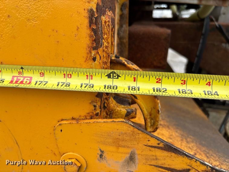 image for item DZ4642 2011 International WorkStar 7500 dump truck