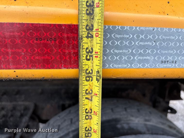 image for item DZ4642 2011 International WorkStar 7500 dump truck