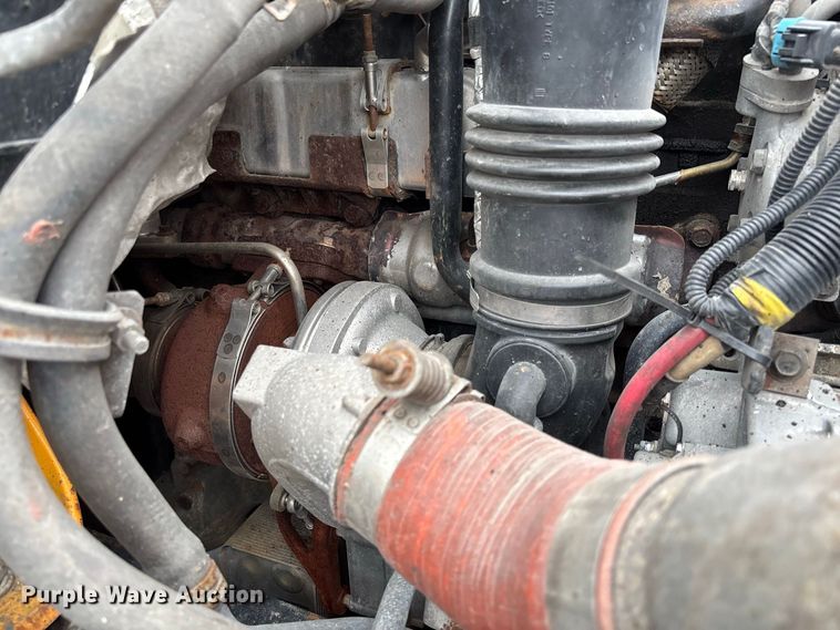 image for item DZ4642 2011 International WorkStar 7500 dump truck