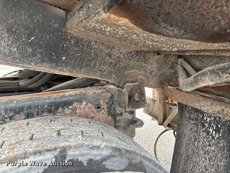 image for item DZ4642 2011 International WorkStar 7500 dump truck
