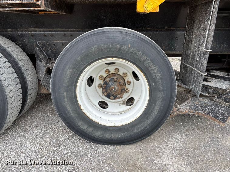 image for item DZ4642 2011 International WorkStar 7500 dump truck