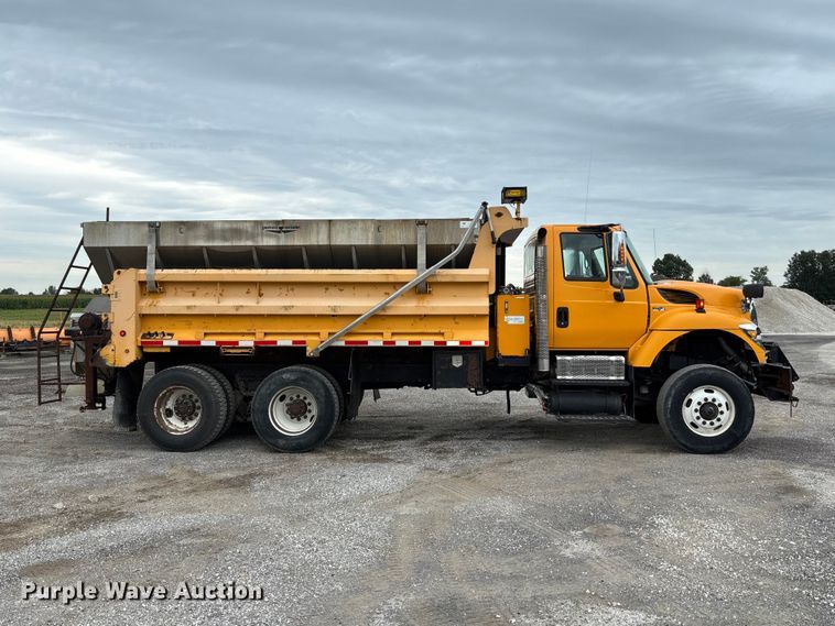 image for item DZ4643 2013 International WorkStar 7500 dump truck