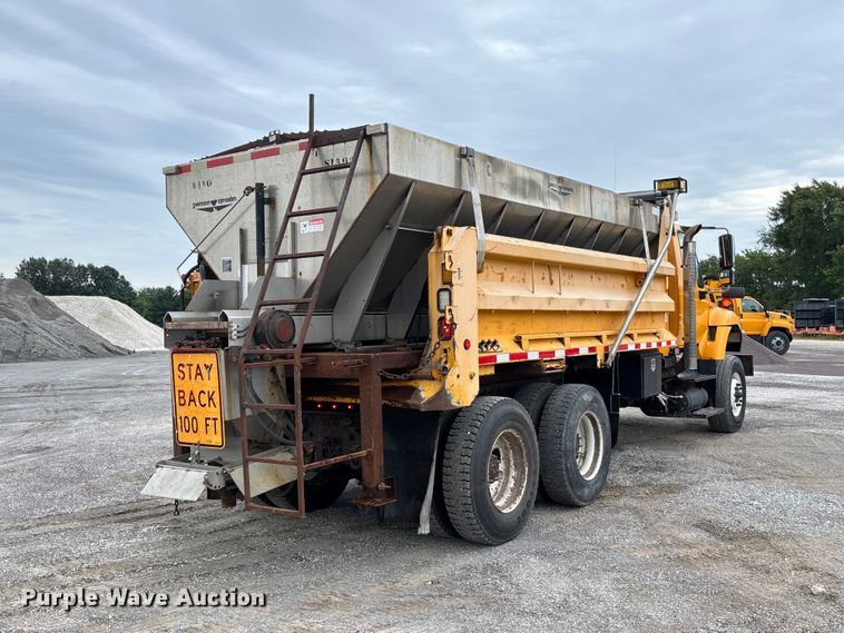 image for item DZ4643 2013 International WorkStar 7500 dump truck