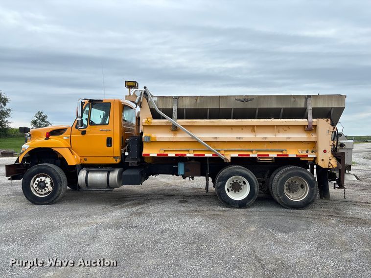 image for item DZ4643 2013 International WorkStar 7500 dump truck