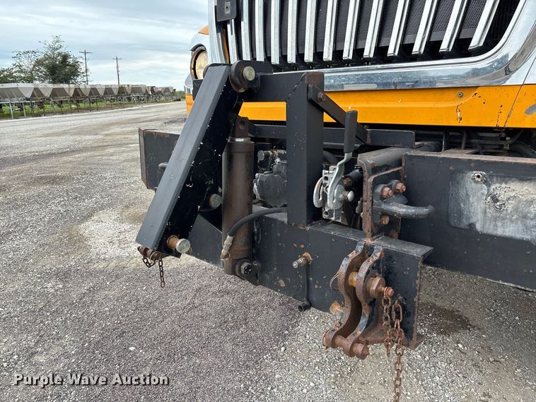 image for item DZ4643 2013 International WorkStar 7500 dump truck