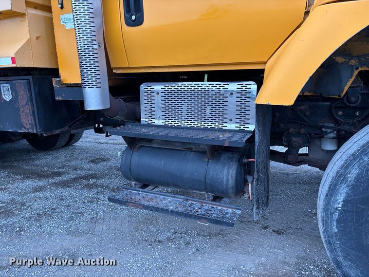 image for item DZ4643 2013 International WorkStar 7500 dump truck