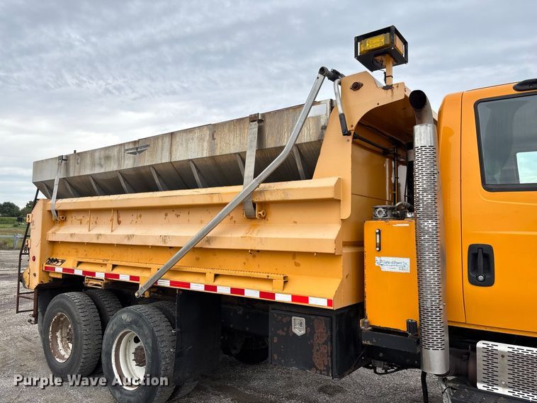 image for item DZ4643 2013 International WorkStar 7500 dump truck