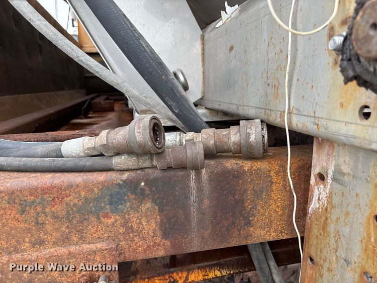 image for item DZ4643 2013 International WorkStar 7500 dump truck