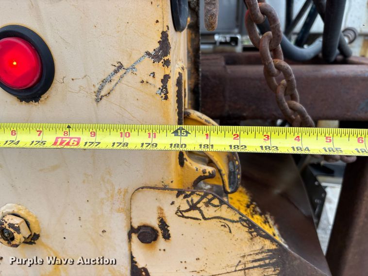 image for item DZ4643 2013 International WorkStar 7500 dump truck