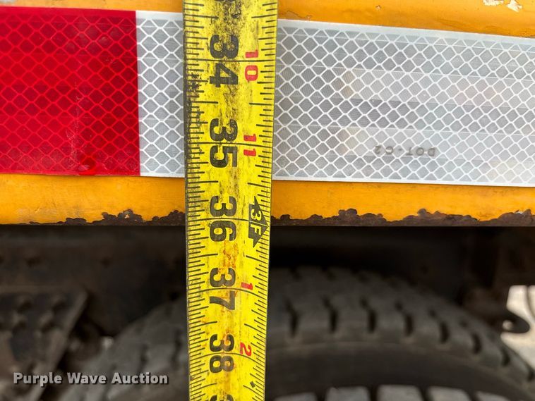 image for item DZ4643 2013 International WorkStar 7500 dump truck