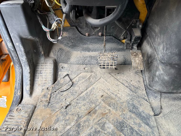 image for item DZ4643 2013 International WorkStar 7500 dump truck