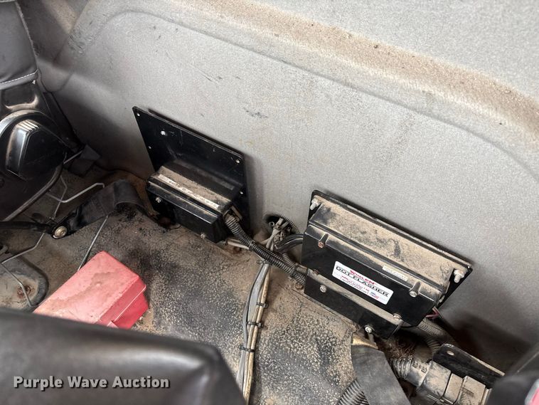 image for item DZ4643 2013 International WorkStar 7500 dump truck