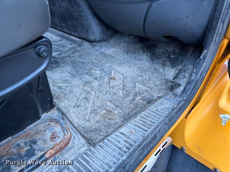 image for item DZ4643 2013 International WorkStar 7500 dump truck