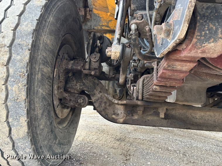 image for item DZ4643 2013 International WorkStar 7500 dump truck