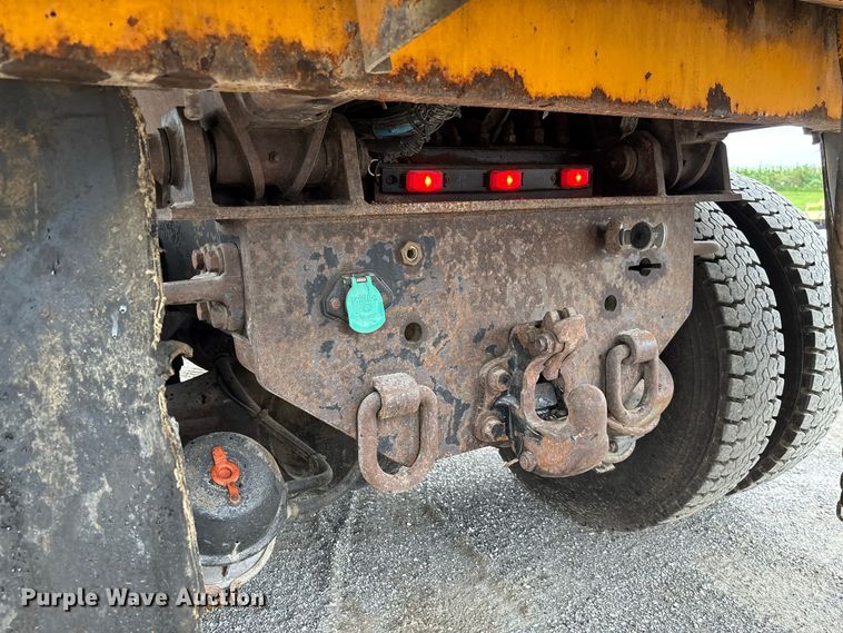 image for item DZ4643 2013 International WorkStar 7500 dump truck