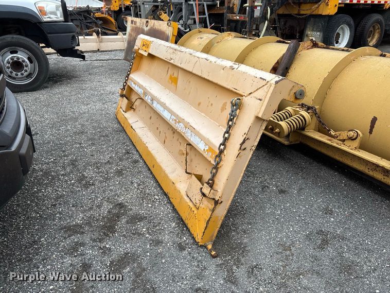 image for item DZ4643 2013 International WorkStar 7500 dump truck