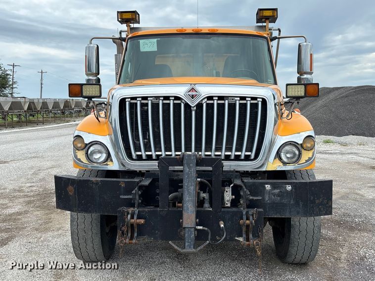 image for item DZ4644 2011 International WorkStar 7500 dump truck