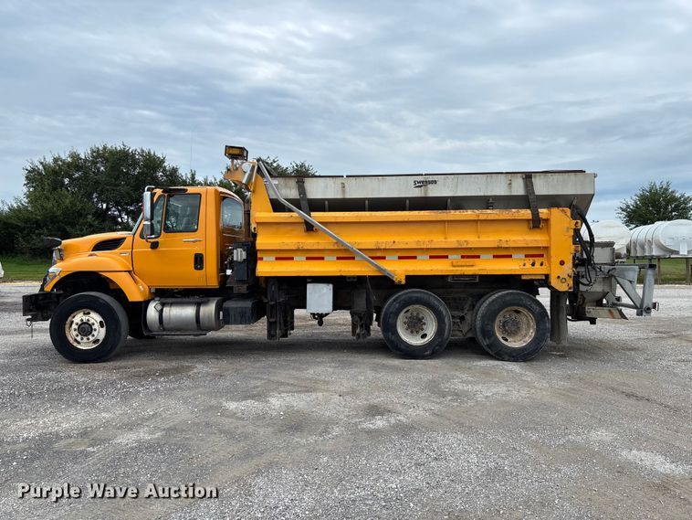 image for item DZ4644 2011 International WorkStar 7500 dump truck
