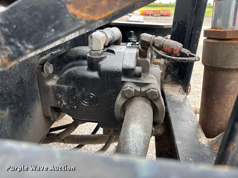 image for item DZ4644 2011 International WorkStar 7500 dump truck