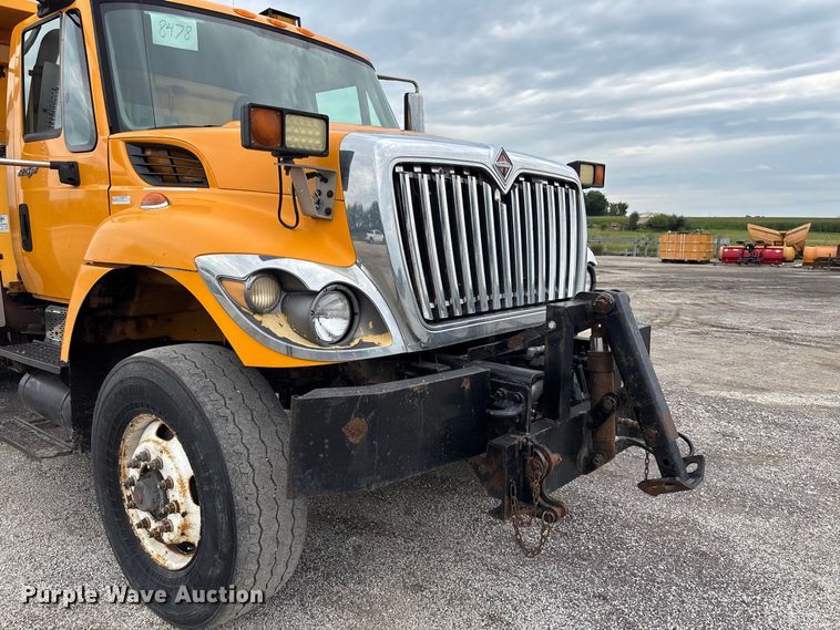 image for item DZ4644 2011 International WorkStar 7500 dump truck