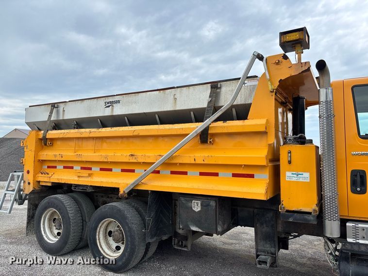 image for item DZ4644 2011 International WorkStar 7500 dump truck