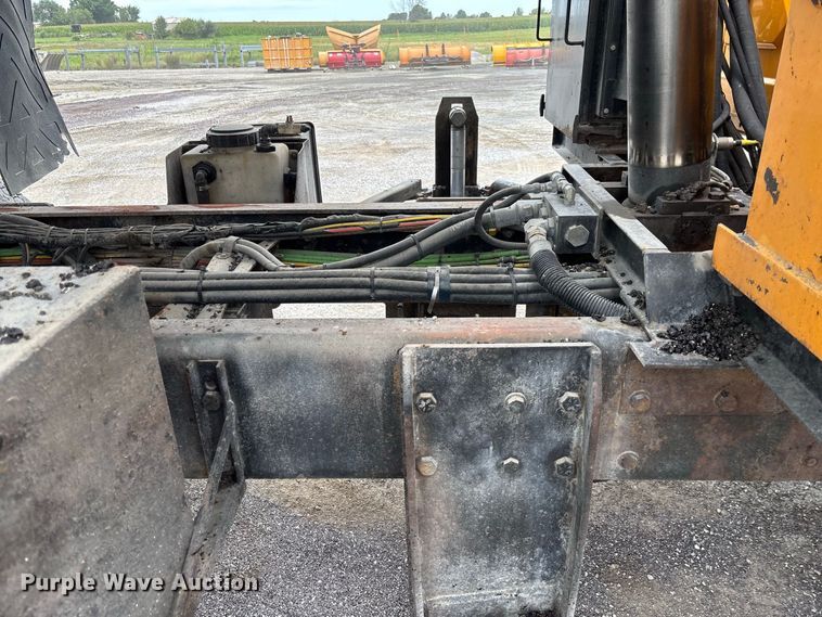image for item DZ4644 2011 International WorkStar 7500 dump truck