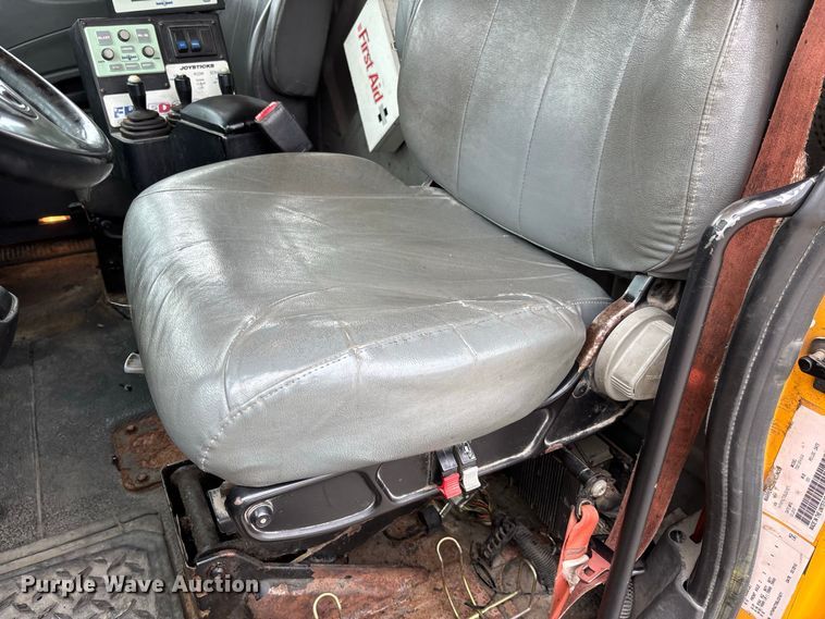 image for item DZ4644 2011 International WorkStar 7500 dump truck