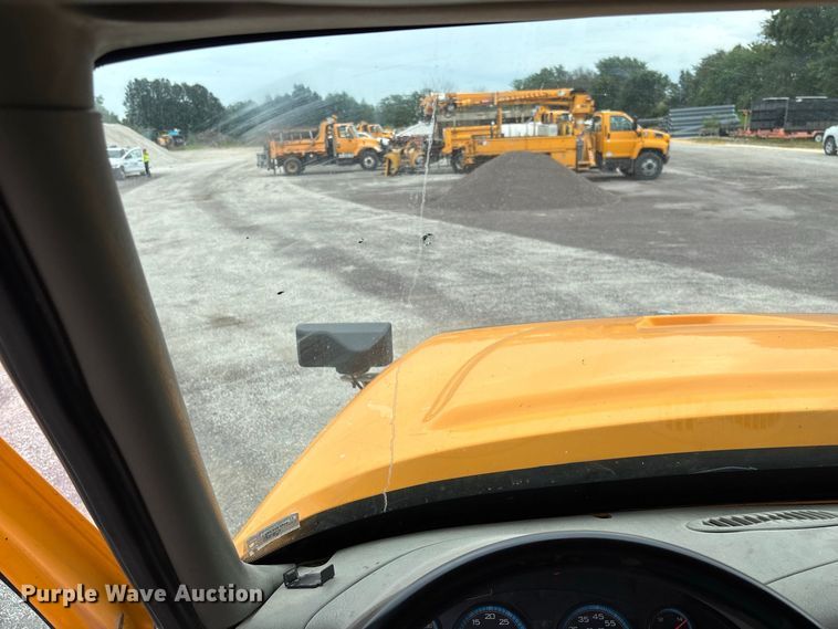 image for item DZ4644 2011 International WorkStar 7500 dump truck