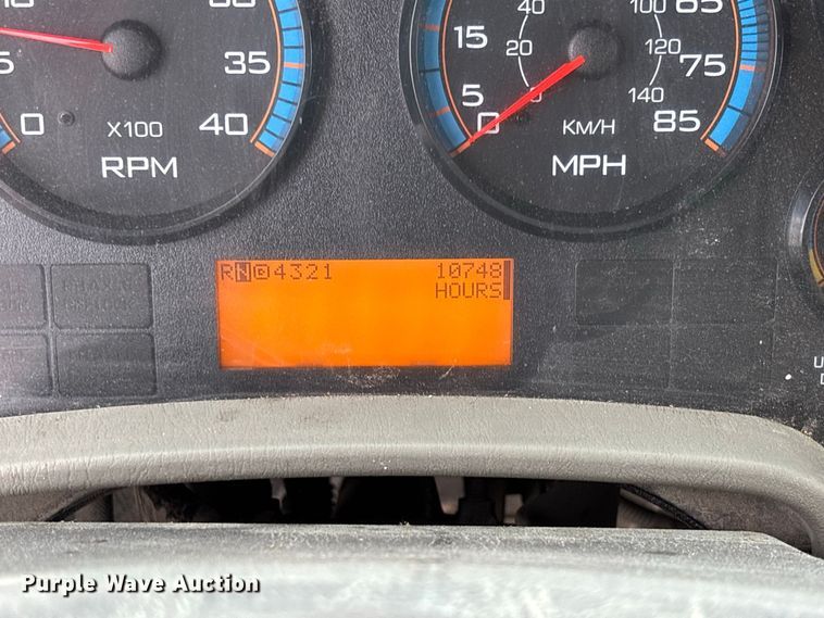 image for item DZ4644 2011 International WorkStar 7500 dump truck