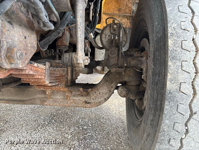 image for item DZ4644 2011 International WorkStar 7500 dump truck