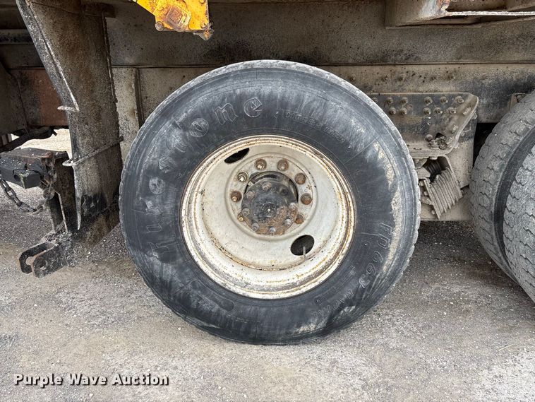 image for item DZ4644 2011 International WorkStar 7500 dump truck