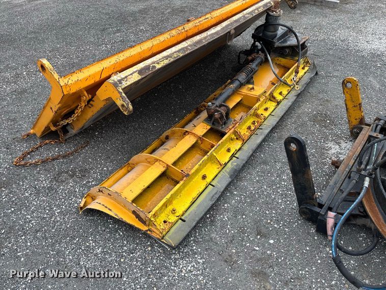 image for item DZ4644 2011 International WorkStar 7500 dump truck