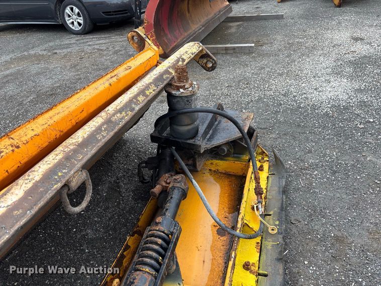 image for item DZ4644 2011 International WorkStar 7500 dump truck