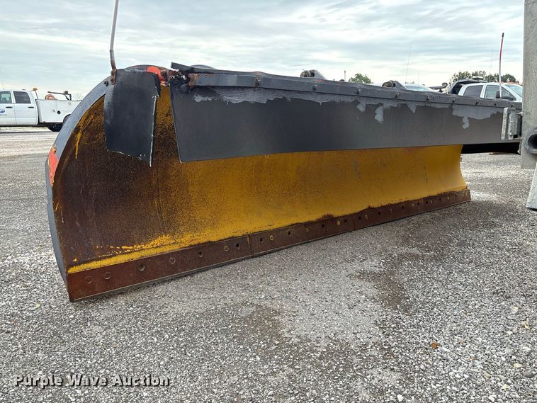 image for item DZ4644 2011 International WorkStar 7500 dump truck