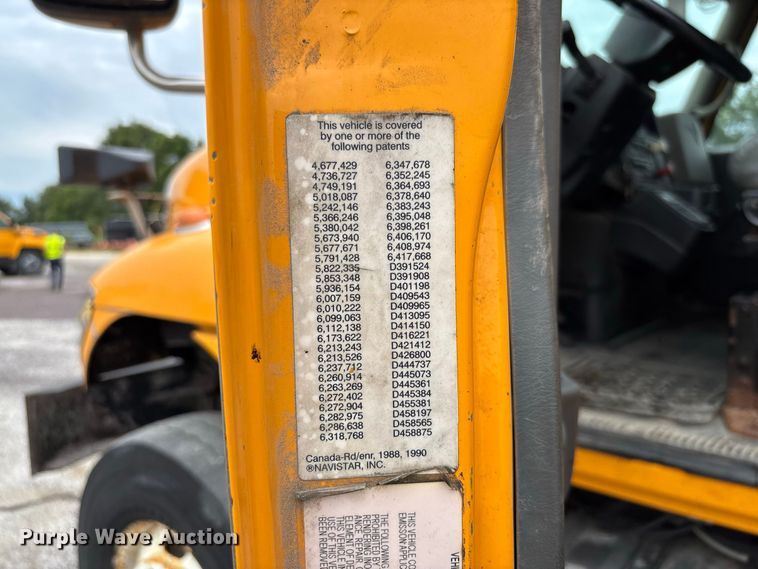 image for item DZ4644 2011 International WorkStar 7500 dump truck