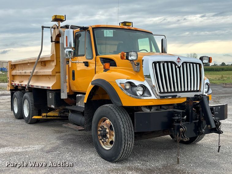 image for item DZ4645 2012 International WorkStar 7500 dump truck