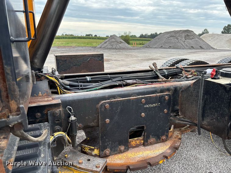 image for item DZ4645 2012 International WorkStar 7500 dump truck